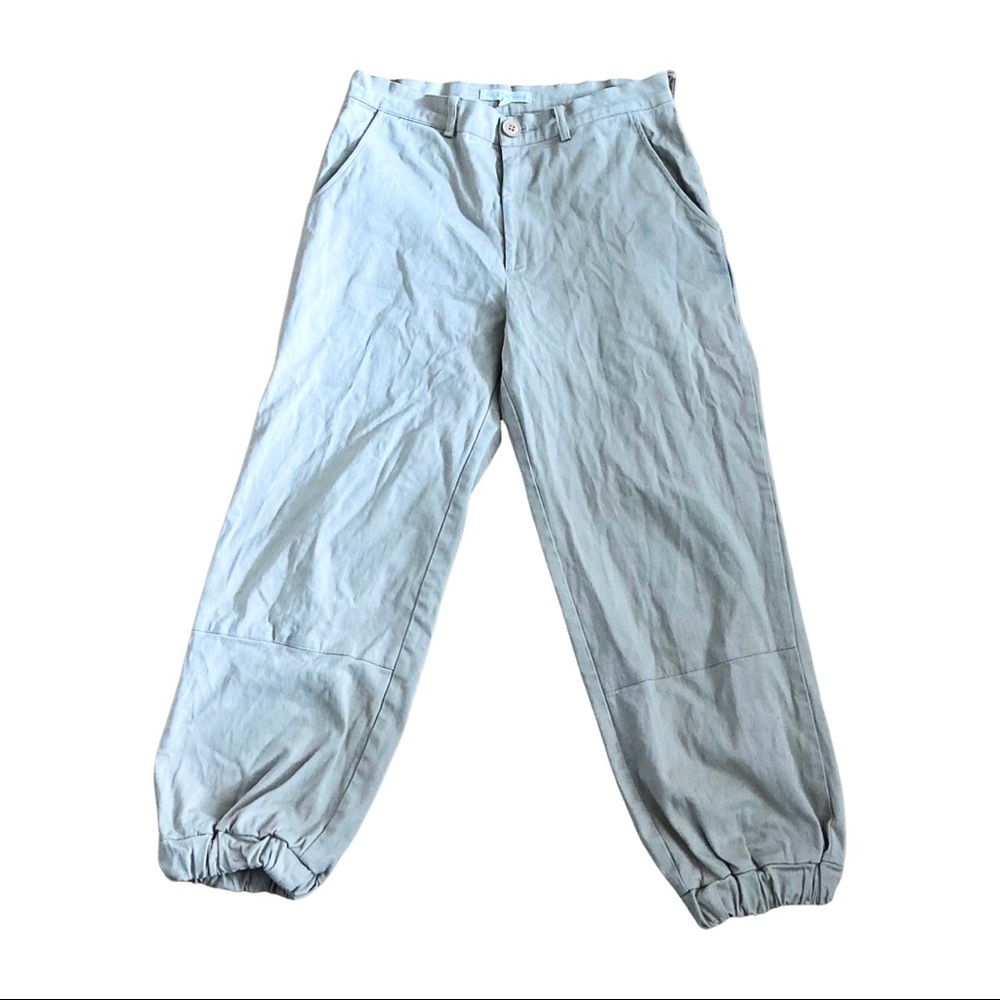 Khaki cargo‘s